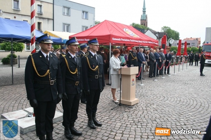 Zdjęcie w galerii na portalu naszwodzislaw.com: Strażacki wóz bojowy Renault Midlum uroczyście przekazany do OSP w Rydułtowach  wiadomości z regionu