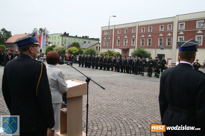 Zdjęcie w galerii na portalu naszwodzislaw.com: Strażacki wóz bojowy Renault Midlum uroczyście przekazany do OSP w Rydułtowach  wiadomości z regionu