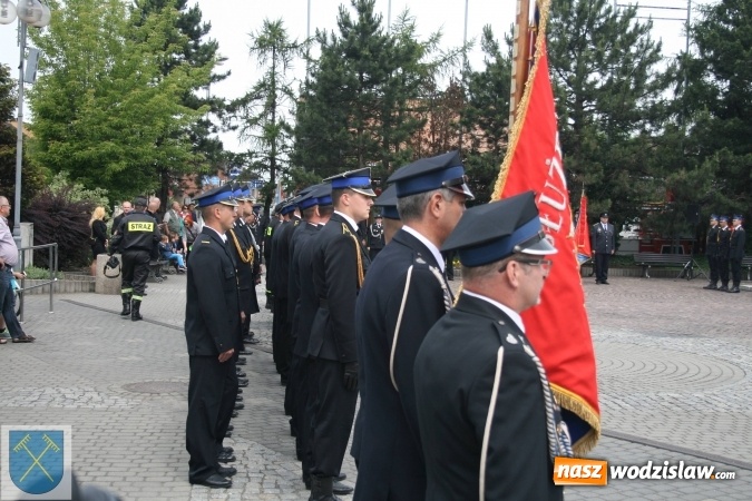 Zdjęcie w galerii na portalu naszwodzislaw.com: Strażacki wóz bojowy Renault Midlum uroczyście przekazany do OSP w Rydułtowach  wiadomości z regionu