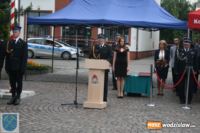 Zdjęcie w galerii na portalu naszwodzislaw.com: Strażacki wóz bojowy Renault Midlum uroczyście przekazany do OSP w Rydułtowach  wiadomości z regionu