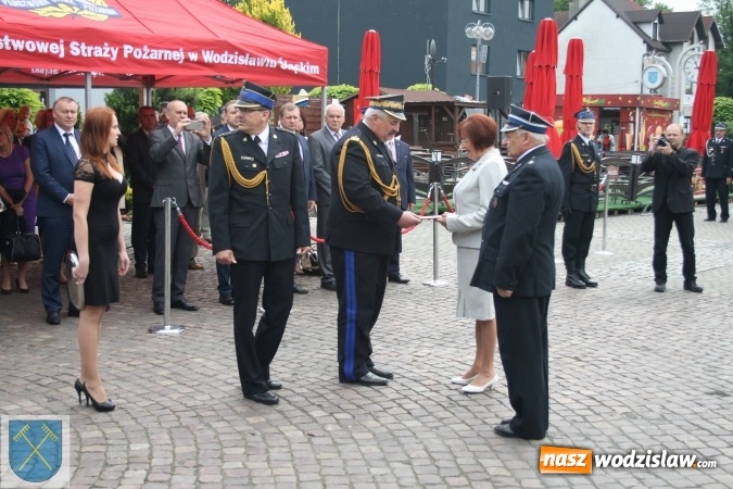 Zdjęcie w galerii na portalu naszwodzislaw.com: Strażacki wóz bojowy Renault Midlum uroczyście przekazany do OSP w Rydułtowach  wiadomości z regionu