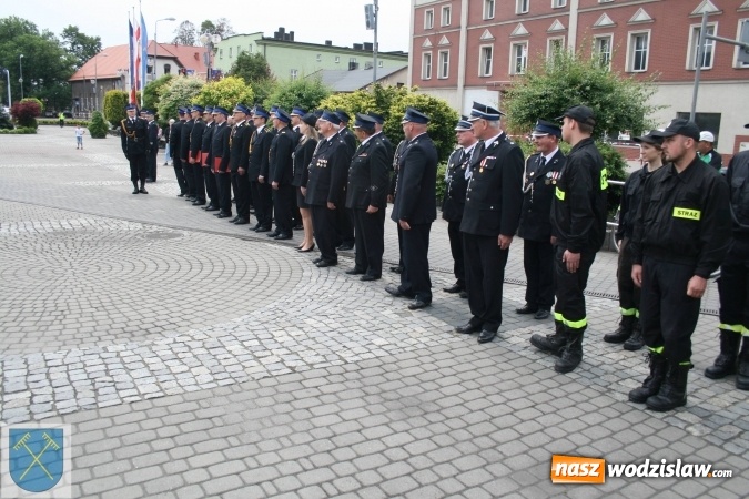 Zdjęcie w galerii na portalu naszwodzislaw.com: Strażacki wóz bojowy Renault Midlum uroczyście przekazany do OSP w Rydułtowach  wiadomości z regionu