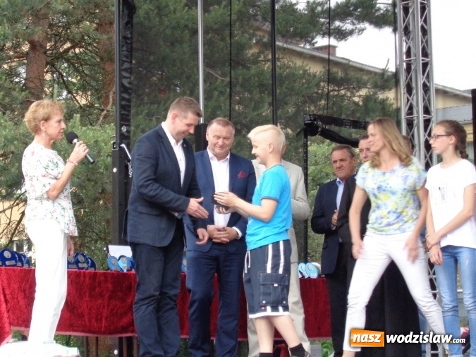 Zdjęcie w galerii na portalu naszwodzislaw.com: Festyn Rodzinny w ZSP nr 5 za nami! wiadomości z regionu