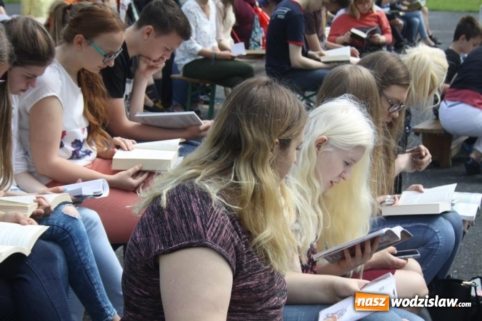 Zdjęcie w galerii na portalu naszwodzislaw.com: Wielkie czytanie w powiecie wodzisławskim wiadomości z regionu