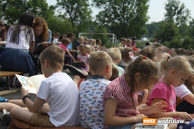 Zdjęcie w galerii na portalu naszwodzislaw.com: Wielkie czytanie w powiecie wodzisławskim wiadomości z regionu
