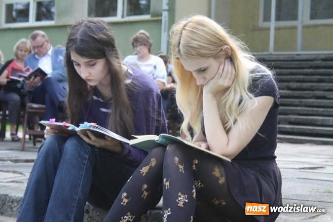 Zdjęcie w galerii na portalu naszwodzislaw.com: Wielkie czytanie w powiecie wodzisławskim wiadomości z regionu
