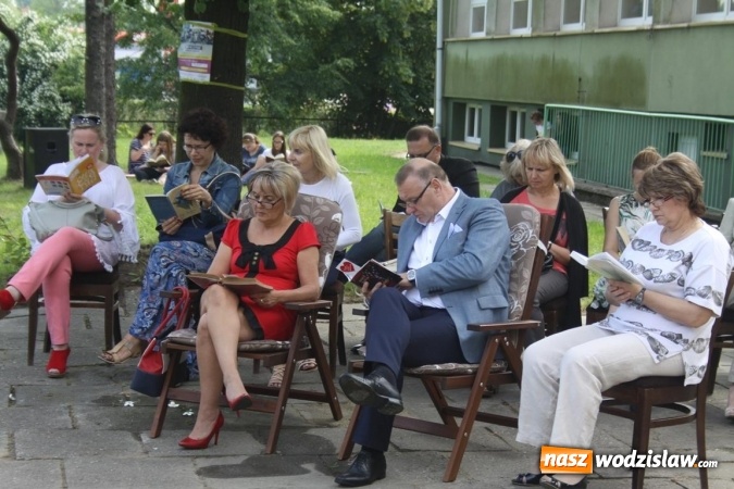 Zdjęcie w galerii na portalu naszwodzislaw.com: Wielkie czytanie w powiecie wodzisławskim wiadomości z regionu