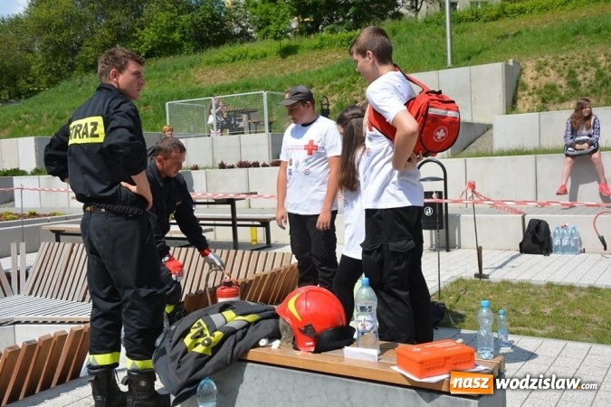 Zdjęcie w galerii na portalu naszwodzislaw.com: Sprawdzali swoją wiedzę z zakresu pierwszej pomocy wiadomości z regionu