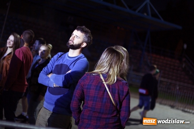 Zdjęcie w galerii na portalu naszwodzislaw.com: DJ Adamus rozgrzał wodzisławian  wiadomości z regionu