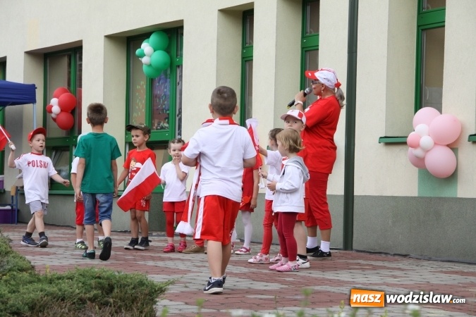 Zdjęcie w galerii na portalu naszwodzislaw.com: Pszów: Przedszkole nr 2 świętowało swój jubileusz wiadomości z regionu