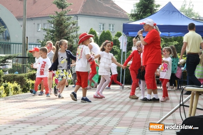 Zdjęcie w galerii na portalu naszwodzislaw.com: Pszów: Przedszkole nr 2 świętowało swój jubileusz wiadomości z regionu