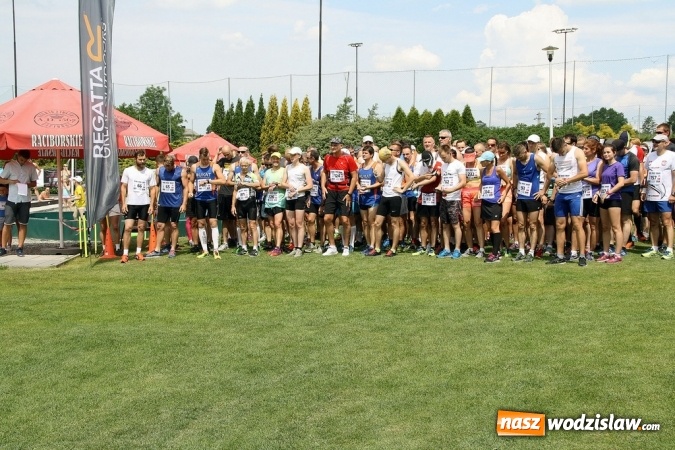 Zdjęcie w galerii na portalu naszwodzislaw.com: Ponad 270 sportowców wzięło udział w Festiwalu Biegowym o Puchar Starosty Wodzisławskiego wiadomości z regionu