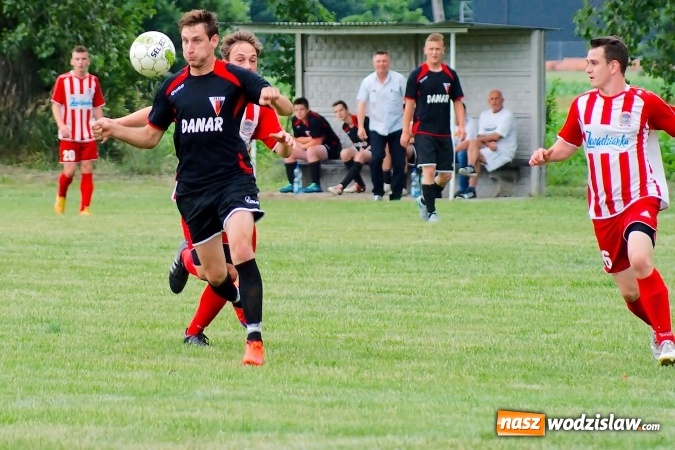 Zdjęcie w galerii na portalu naszwodzislaw.com: Nerwówka w Bieńkowicach. Baraż nie dla Rogowa wiadomości z regionu