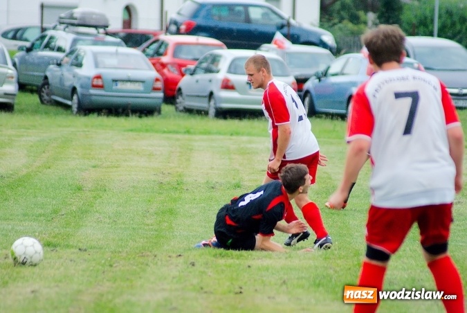 Zdjęcie w galerii na portalu naszwodzislaw.com: Nerwówka w Bieńkowicach. Baraż nie dla Rogowa wiadomości z regionu