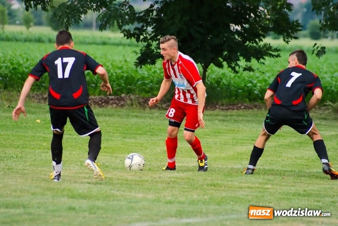 Zdjęcie w galerii na portalu naszwodzislaw.com: Nerwówka w Bieńkowicach. Baraż nie dla Rogowa wiadomości z regionu