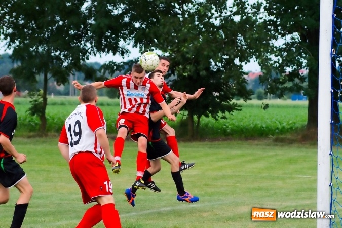 Zdjęcie w galerii na portalu naszwodzislaw.com: Nerwówka w Bieńkowicach. Baraż nie dla Rogowa wiadomości z regionu