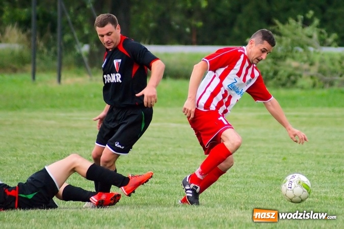 Zdjęcie w galerii na portalu naszwodzislaw.com: Nerwówka w Bieńkowicach. Baraż nie dla Rogowa wiadomości z regionu