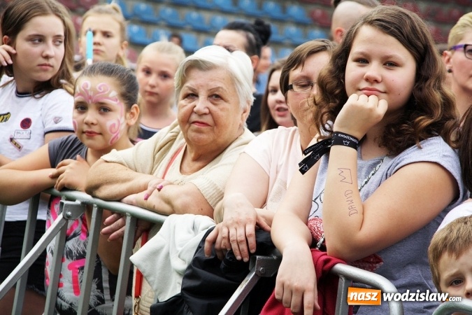 Zdjęcie w galerii na portalu naszwodzislaw.com: Sarsa, Grzeszczak i Kwiatkowski na finał 47. Dni Wodzisławia Śląskiego  wiadomości z regionu