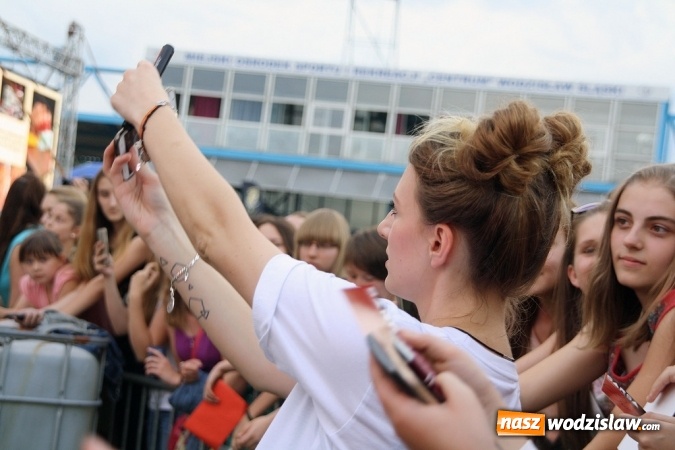 Zdjęcie w galerii na portalu naszwodzislaw.com: Sarsa, Grzeszczak i Kwiatkowski na finał 47. Dni Wodzisławia Śląskiego  wiadomości z regionu