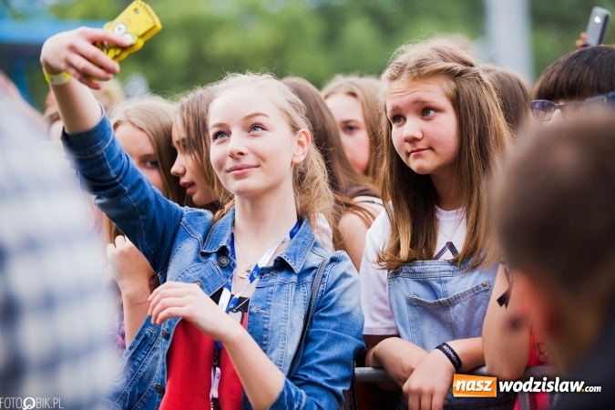Zdjęcie w galerii na portalu naszwodzislaw.com: Sarsa, Grzeszczak i Kwiatkowski na finał 47. Dni Wodzisławia Śląskiego  wiadomości z regionu