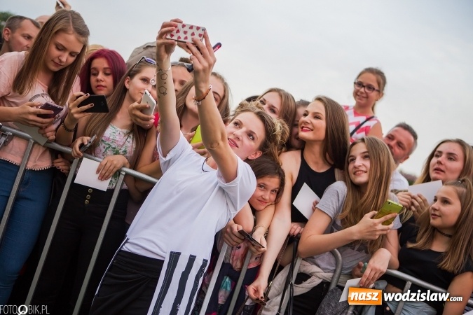 Zdjęcie w galerii na portalu naszwodzislaw.com: Sarsa, Grzeszczak i Kwiatkowski na finał 47. Dni Wodzisławia Śląskiego  wiadomości z regionu