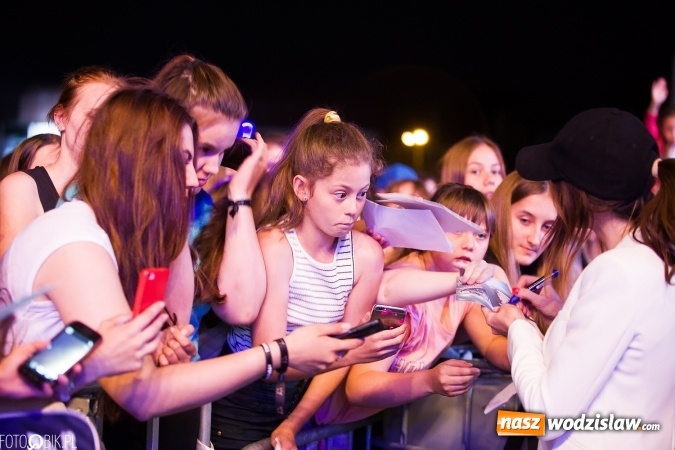 Zdjęcie w galerii na portalu naszwodzislaw.com: Sarsa, Grzeszczak i Kwiatkowski na finał 47. Dni Wodzisławia Śląskiego  wiadomości z regionu