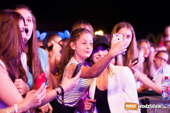 Zdjęcie w galerii na portalu naszwodzislaw.com: Sarsa, Grzeszczak i Kwiatkowski na finał 47. Dni Wodzisławia Śląskiego  wiadomości z regionu