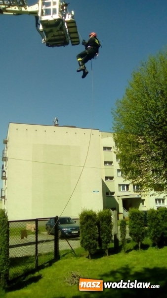 Zdjęcie w galerii na portalu naszwodzislaw.com: Przedszkolaków z Pszowa odwiedzili strażacy wiadomości z regionu