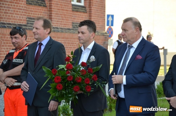 Zdjęcie w galerii na portalu naszwodzislaw.com: Karetka dla szpitala od niemieckich przyjaciół  wiadomości z regionu