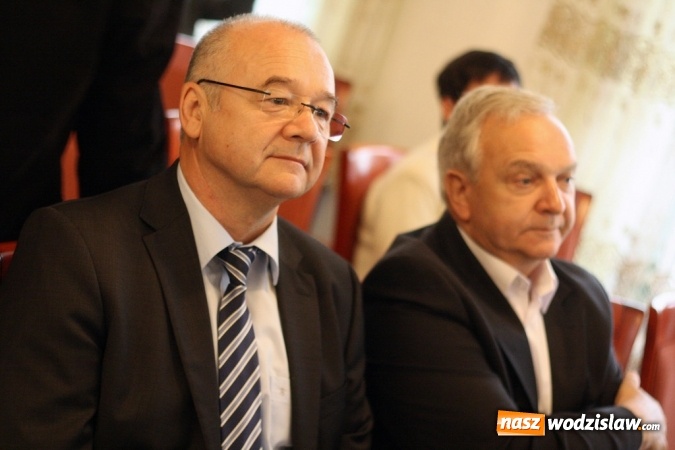 Zdjęcie w galerii na portalu naszwodzislaw.com: Pochylono się nad problemem niskiej emisji i roli samorządów i przedsiębiorstw w tej kwestii wiadomości z regionu