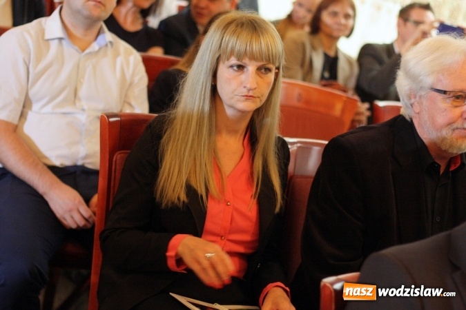 Zdjęcie w galerii na portalu naszwodzislaw.com: Pochylono się nad problemem niskiej emisji i roli samorządów i przedsiębiorstw w tej kwestii wiadomości z regionu