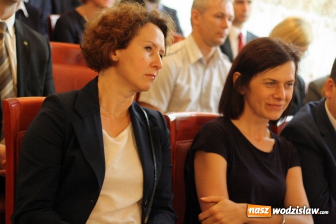 Zdjęcie w galerii na portalu naszwodzislaw.com: Pochylono się nad problemem niskiej emisji i roli samorządów i przedsiębiorstw w tej kwestii wiadomości z regionu