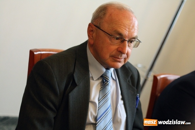 Zdjęcie w galerii na portalu naszwodzislaw.com: Pochylono się nad problemem niskiej emisji i roli samorządów i przedsiębiorstw w tej kwestii wiadomości z regionu