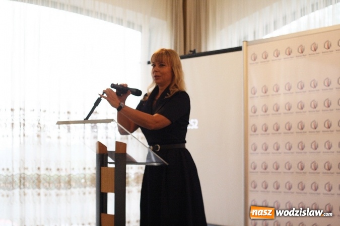 Zdjęcie w galerii na portalu naszwodzislaw.com: Pochylono się nad problemem niskiej emisji i roli samorządów i przedsiębiorstw w tej kwestii wiadomości z regionu