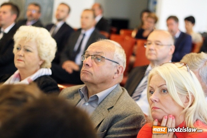 Zdjęcie w galerii na portalu naszwodzislaw.com: Pochylono się nad problemem niskiej emisji i roli samorządów i przedsiębiorstw w tej kwestii wiadomości z regionu