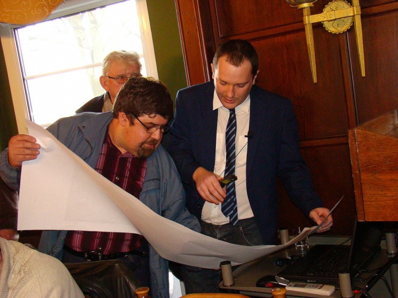 Zdjęcie w galerii na portalu naszwodzislaw.com: Mieszkańcy wściekli. Chcą konkretów wiadomości z regionu