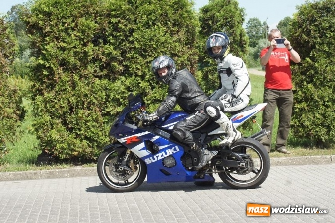 Zdjęcie w galerii na portalu naszwodzislaw.com: Blisko 180 zawodnik&oacute;w stanęło na starcie Śląskiego Maratonu Rowerowego. Zawody rozegrano po raz si&oacute;dmy, a drugi w Mszanie wiadomości z regionu