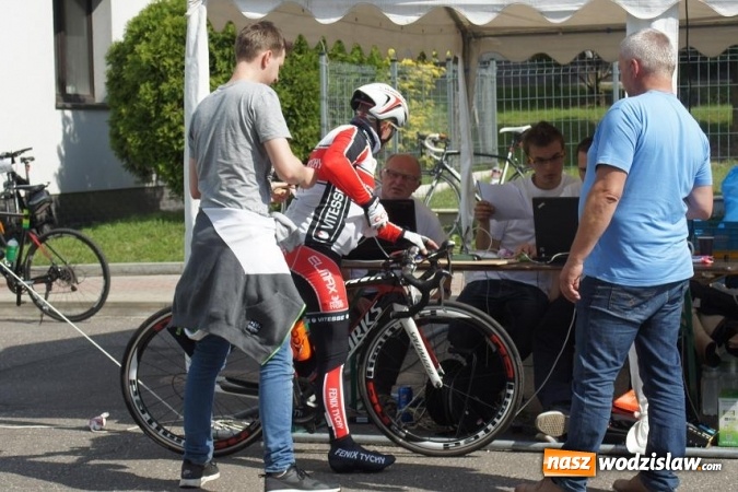 Zdjęcie w galerii na portalu naszwodzislaw.com: Blisko 180 zawodnik&oacute;w stanęło na starcie Śląskiego Maratonu Rowerowego. Zawody rozegrano po raz si&oacute;dmy, a drugi w Mszanie wiadomości z regionu