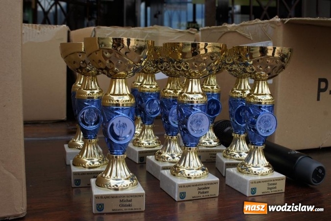 Zdjęcie w galerii na portalu naszwodzislaw.com: Blisko 180 zawodnik&oacute;w stanęło na starcie Śląskiego Maratonu Rowerowego. Zawody rozegrano po raz si&oacute;dmy, a drugi w Mszanie wiadomości z regionu