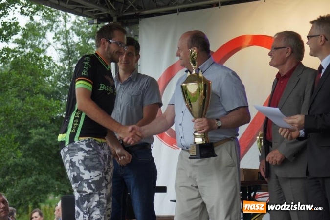 Zdjęcie w galerii na portalu naszwodzislaw.com: Blisko 180 zawodnik&oacute;w stanęło na starcie Śląskiego Maratonu Rowerowego. Zawody rozegrano po raz si&oacute;dmy, a drugi w Mszanie wiadomości z regionu