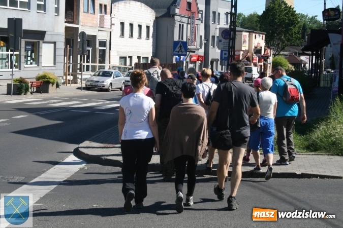 Zdjęcie w galerii na portalu naszwodzislaw.com: Zajrzeli na rydułtowską Szarlotę  wiadomości z regionu