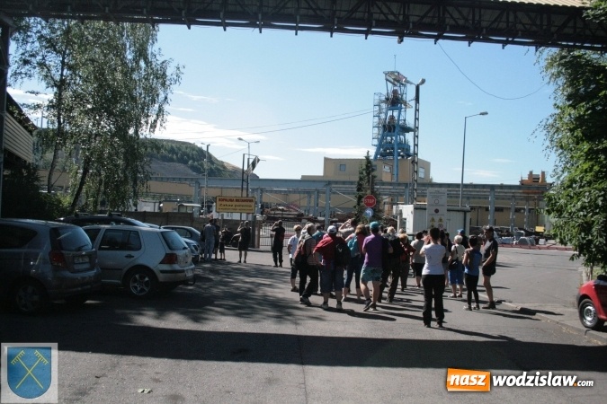 Zdjęcie w galerii na portalu naszwodzislaw.com: Zajrzeli na rydułtowską Szarlotę  wiadomości z regionu