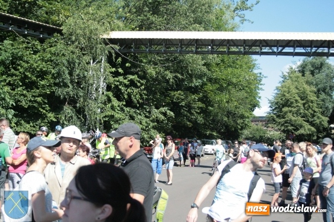 Zdjęcie w galerii na portalu naszwodzislaw.com: Zajrzeli na rydułtowską Szarlotę  wiadomości z regionu