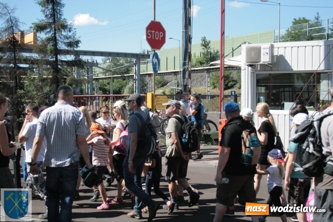 Zdjęcie w galerii na portalu naszwodzislaw.com: Zajrzeli na rydułtowską Szarlotę  wiadomości z regionu