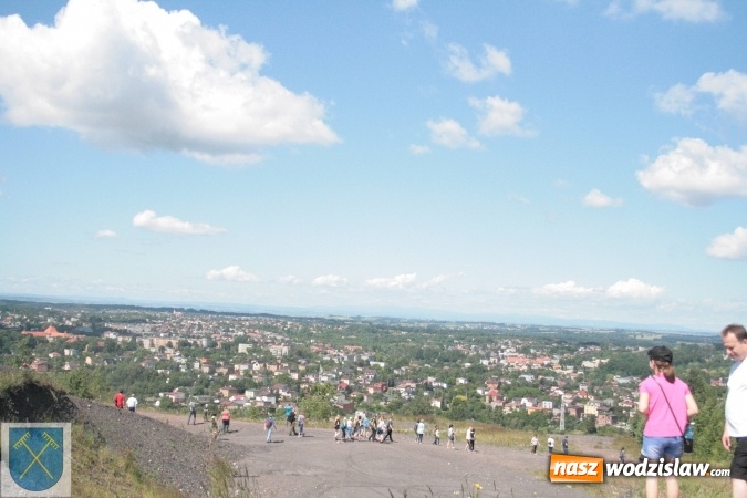 Zdjęcie w galerii na portalu naszwodzislaw.com: Zajrzeli na rydułtowską Szarlotę  wiadomości z regionu