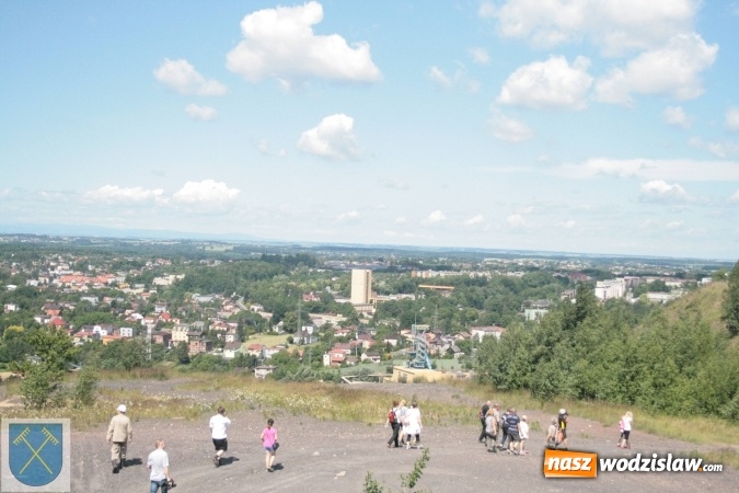 Zdjęcie w galerii na portalu naszwodzislaw.com: Zajrzeli na rydułtowską Szarlotę  wiadomości z regionu