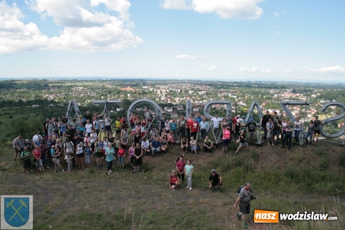 Zdjęcie w galerii na portalu naszwodzislaw.com: Zajrzeli na rydułtowską Szarlotę  wiadomości z regionu