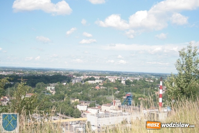 Zdjęcie w galerii na portalu naszwodzislaw.com: Zajrzeli na rydułtowską Szarlotę  wiadomości z regionu