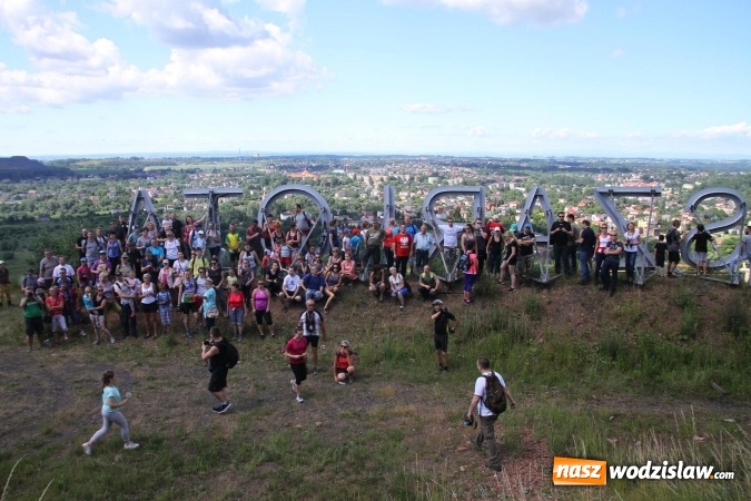 Zdjęcie w galerii na portalu naszwodzislaw.com: Zajrzeli na rydułtowską Szarlotę  wiadomości z regionu