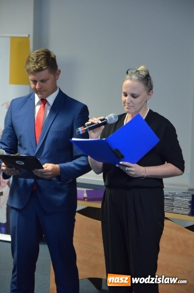 Zdjęcie w galerii na portalu naszwodzislaw.com: Najlepsi z najlepszych zostali nagrodzeni  wiadomości z regionu